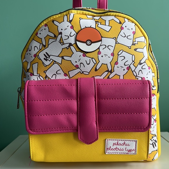 Nwt Pokémon Pikachu backpack - Picture 2 of 11